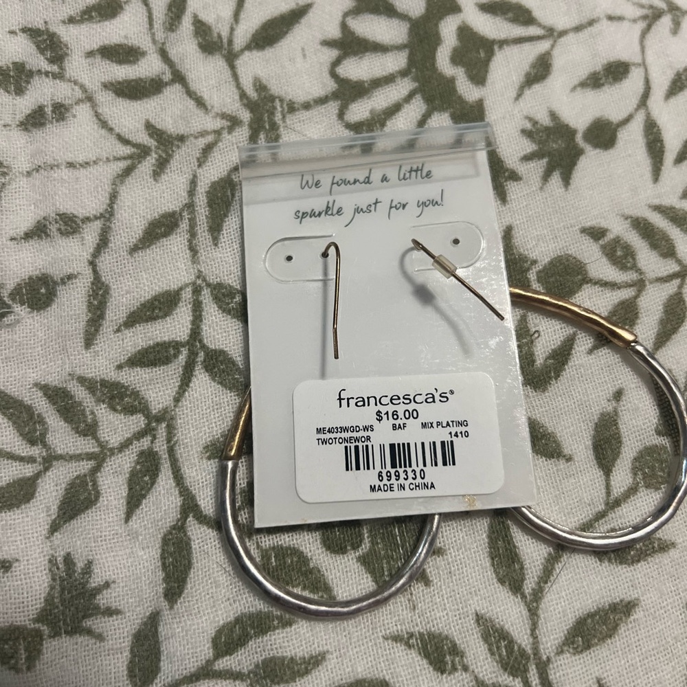 Francesca’s Earrings - Picture 2 of 2